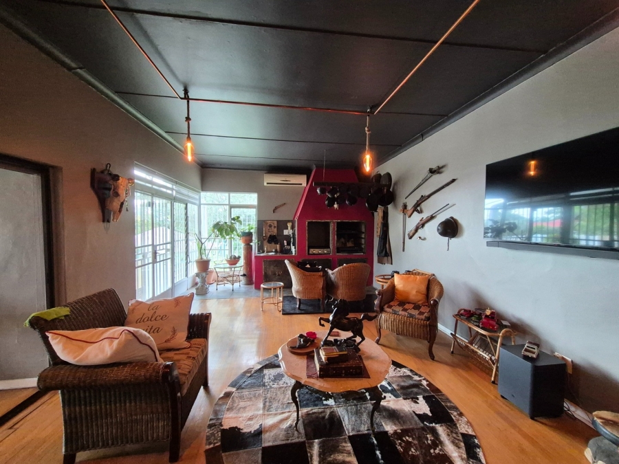 6 Bedroom Property for Sale in Dewetsdorp Free State